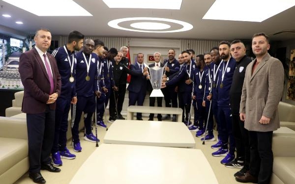 Şahinbey Belediyespor Ampute Futbol Takımı ikinci kez Avrupa'nın zirvesinde 6 Şahinbey Belediyespor Ampute Futbol Takımı ikinci kez Avrupa'nın zirvesinde