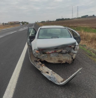 Şanlıurfa'da otomobiller çarpıştı: 6 yaralı