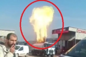 Akaryakıt yüklü tankerde patlama kamerada