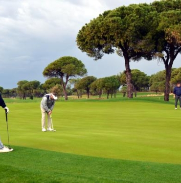 Antalya'da Golf Mad Golf Turnuvası başladı 2 Antalya'da Golf Mad Golf Turnuvası başladı