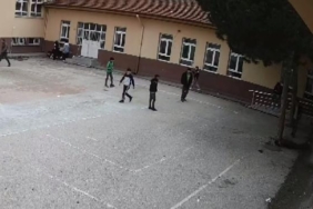 Bakan Tekin: Öğrencisinin hayatta kalmasını sağlayan öğretmenimi gururla izledim