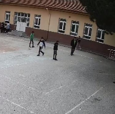 Bakan Tekin: Öğrencisinin hayatta kalmasını sağlayan öğretmenimi gururla izledim