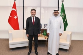Bakan Yumaklı, Suudi Arabistan’da resmi temaslarda bulundu