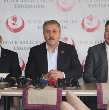 Destici: Sokak köpekleri için gerekirse Atatürk’ün 1932'deki tamimi uygulansın