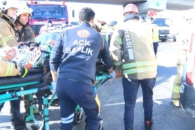 (Geniş haber) Kuzey Marmara Otoyolu’nda iki otomobil ile TIR çarpıştı: 6 yaralı 34 (Geniş haber) Kuzey Marmara Otoyolu’nda iki otomobil ile TIR çarpıştı: 6 yaralı