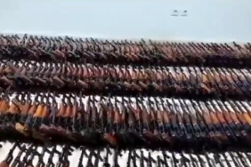 Irak'ın kuzeyinde çok sayıda silah ve mühimmat ele geçirildi 14 Irak'ın kuzeyinde çok sayıda silah ve mühimmat ele geçirildi