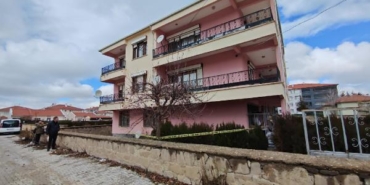 İtfaiye eri, 3'üncü kat balkonundan düşerek öldü