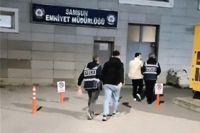 Kar vaadiyle 2 kişiyi 282 bin lira dolandıran 2 şüpheliye gözaltı 25 Kar vaadiyle 2 kişiyi 282 bin lira dolandıran 2 şüpheliye gözaltı