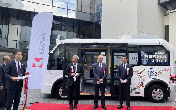 Karsan sağdan direksiyonlu e-JEST’iyle Japonya pazarına girdi