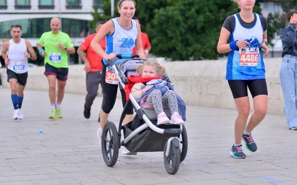 14’üncü Uluslararası 5 Ocak Adana Kurtuluş Yarı Maratonu koşuldu 1 14’üncü Uluslararası 5 Ocak Adana Kurtuluş Yarı Maratonu koşuldu