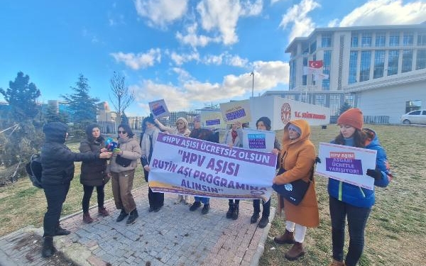 Ankara'da 'HPV aşısı' için basın açıklaması
