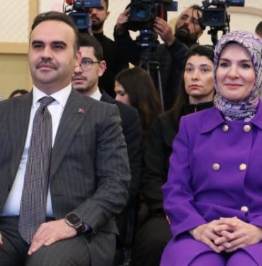 Bakan Kacır: Kadın istihdamına 14 milyar liranın üzerinde destek sağladık
