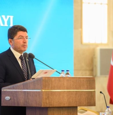 Bakan Tunç: Anayasamız protez anayasaya dönüşmüş durumda/Ek fotoğraflar