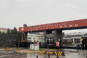 Başakşehir'deki kazada ölen 4 kişinin cenazesi adli tıp kurumu'ndan alındı 36 Başakşehir'deki kazada ölen 4 kişinin cenazesi adli tıp kurumu'ndan alındı