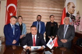 Başkan Teoman Mutlu: Türkiye attığı diplomatik adımlarda dikkatli olmalı 20 Başkan Teoman Mutlu: Türkiye attığı diplomatik adımlarda dikkatli olmalı