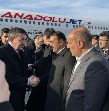 Eski milletvekili Halil Özcan, Şanlıurfa'da son yolculuğuna uğurlandı 3 Eski milletvekili Halil Özcan, Şanlıurfa'da son yolculuğuna uğurlandı