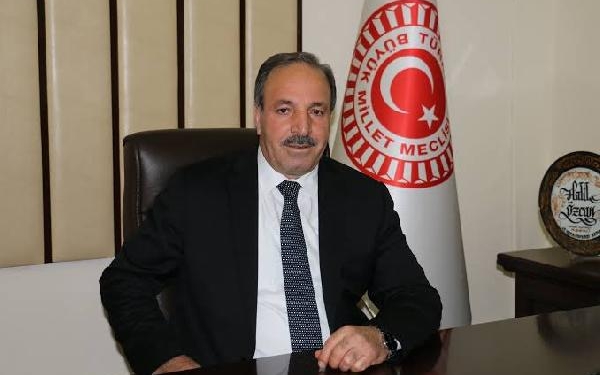 Eski milletvekili Özcan, hayatını kaybetti