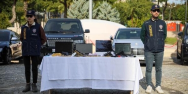 'Sibergöz-14' operasyonlarında 120 şüpheli yakalandı (2) 16 'Sibergöz-14' operasyonlarında 120 şüpheli yakalandı (2)