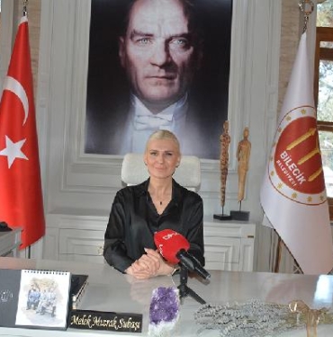 ‘Targaryen’ karakterine benzetilen Subaşı, CHP’nin Bilecik adayı oldu