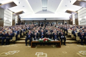 AYM Başkanı Arslan: AYM kararları kesin olup, gerçek ve tüzel kişileri bağlar (2)- Yeniden 37 AYM Başkanı Arslan: AYM kararları kesin olup, gerçek ve tüzel kişileri bağlar (2)- Yeniden