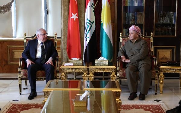Bakan Güler, KDP Başkanı Barzani ile görüştü