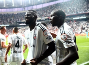 Beşiktaş'ta Omar Colley Trabzonspor maçında oynayamayacak