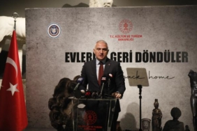 Yurt dışına kaçırılan 61,9 milyon dolarlık 42 eser, Türkiye'ye getirildi 22 Yurt dışına kaçırılan 61,9 milyon dolarlık 42 eser, Türkiye'ye getirildi